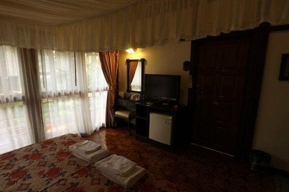 Phu Ing Fah Resort Pong Yaeng Екстер'єр фото