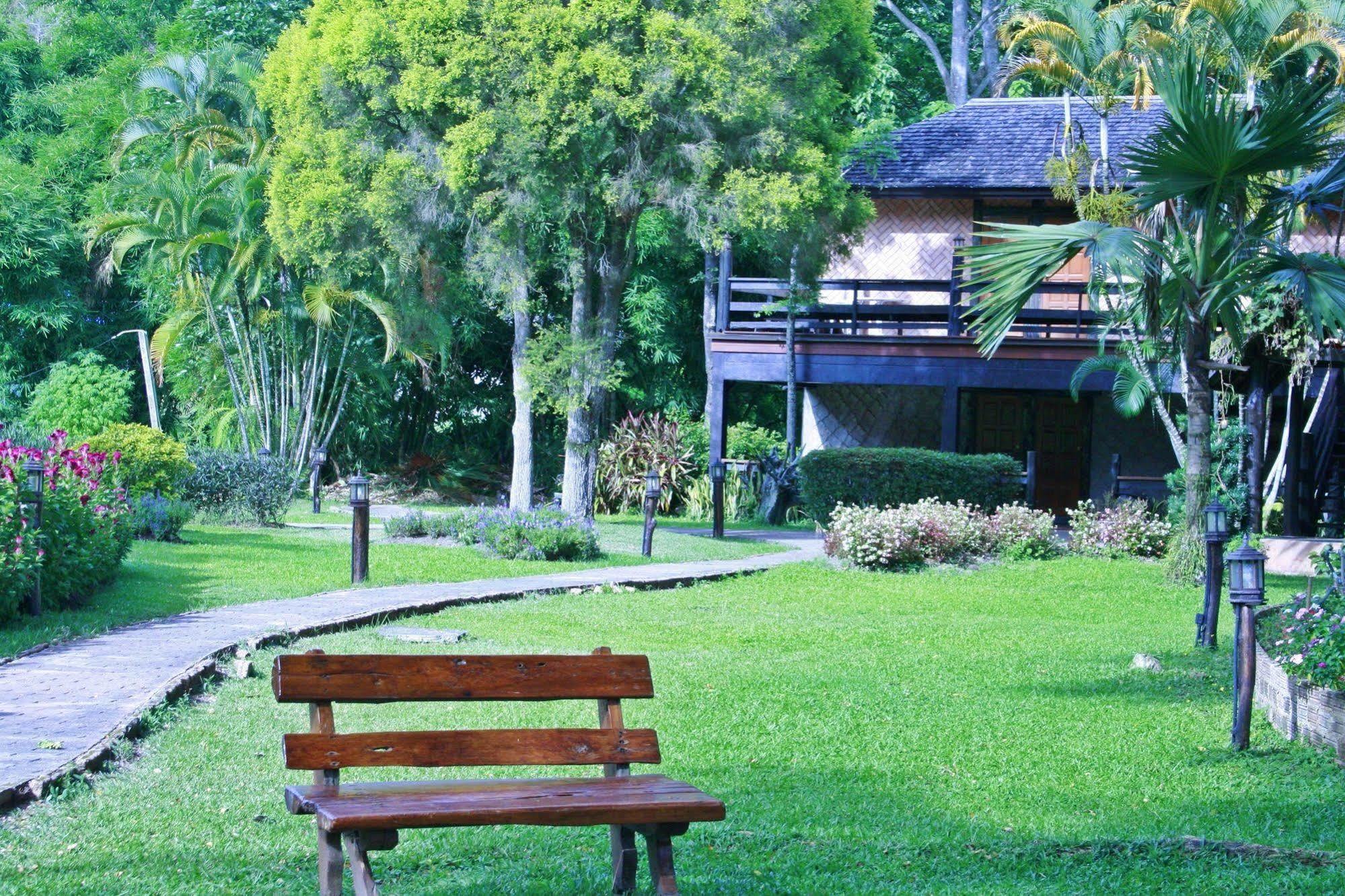 Phu Ing Fah Resort Pong Yaeng Екстер'єр фото