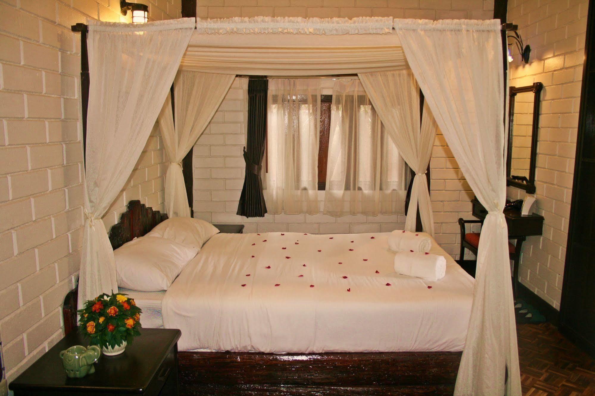 Phu Ing Fah Resort Pong Yaeng Екстер'єр фото
