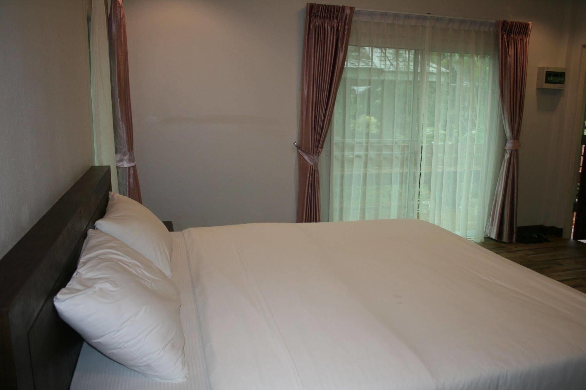 Phu Ing Fah Resort Pong Yaeng Екстер'єр фото