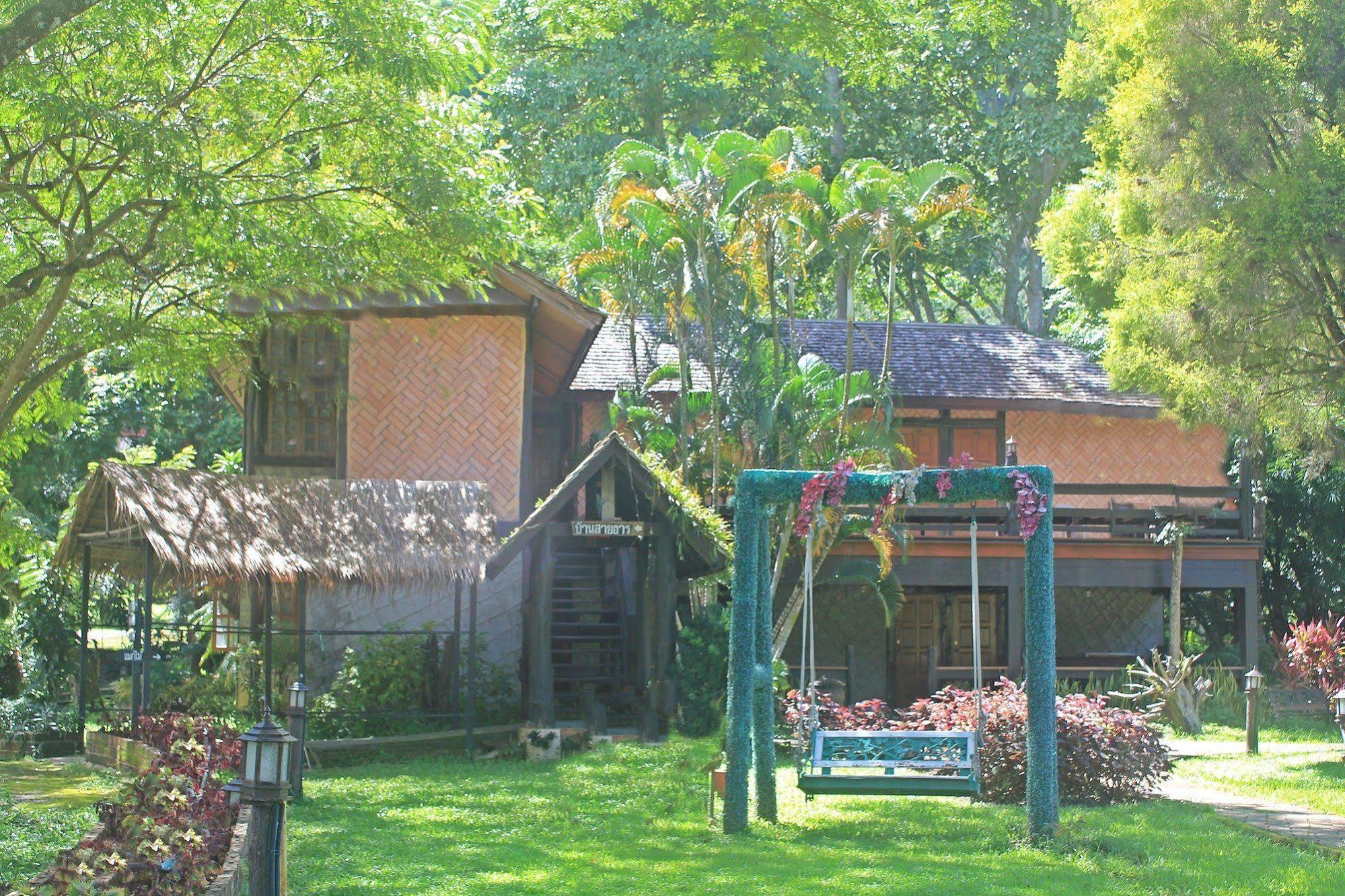 Phu Ing Fah Resort Pong Yaeng Екстер'єр фото